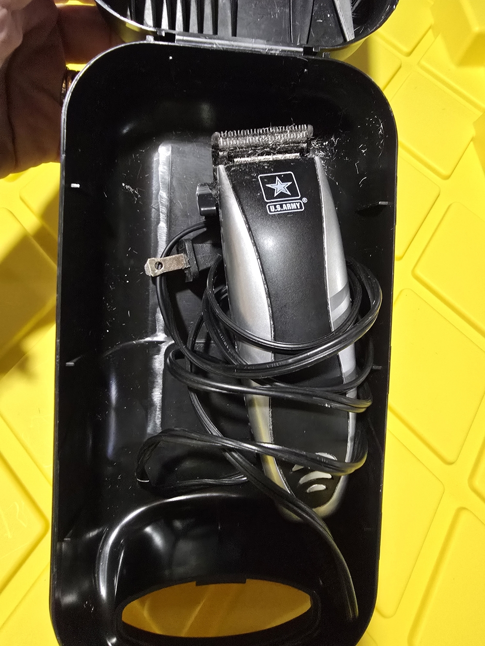 U.S. Army Electric Hair Clipper in Black and Silver